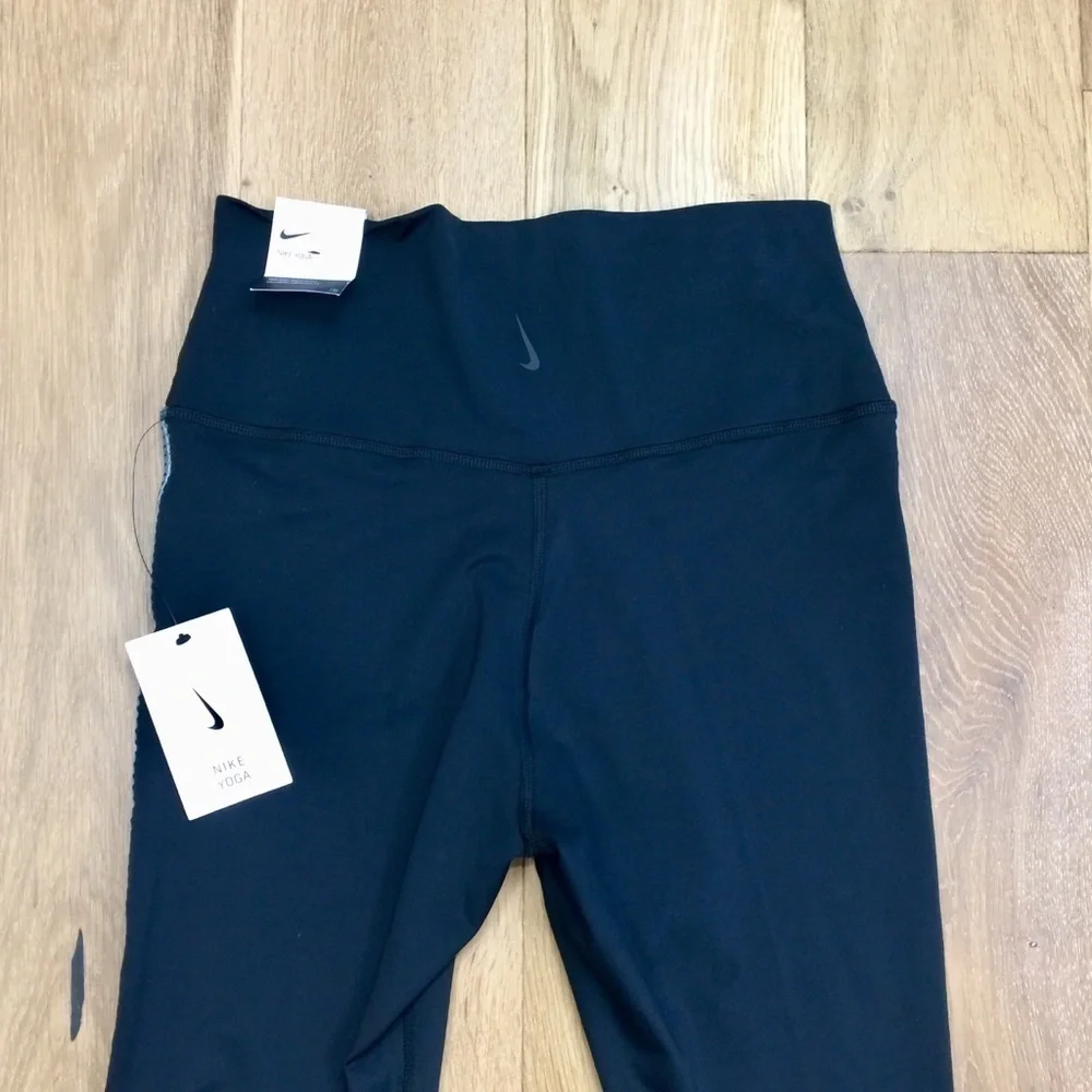 NIKE Yoga NY Crochet High Rise Leggings Size Large